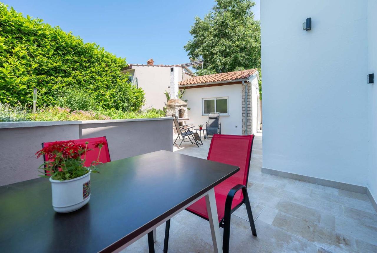 פרמנטורה Apartments Pimpinella מראה חיצוני תמונה