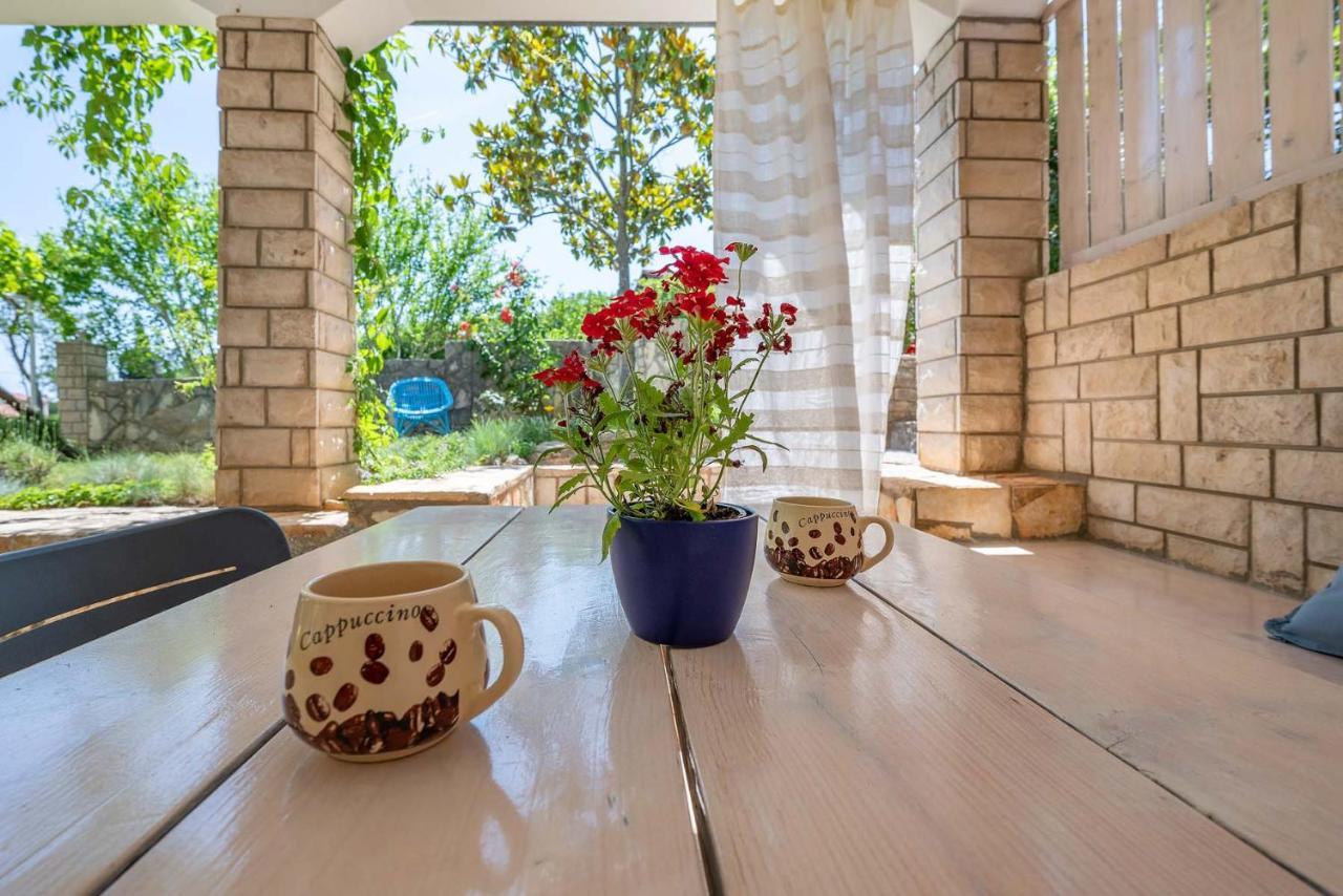 פרמנטורה Apartments Pimpinella מראה חיצוני תמונה