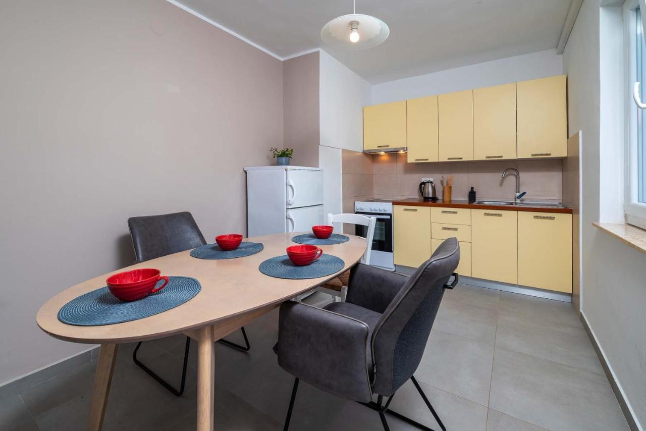 פרמנטורה Apartments Pimpinella מראה חיצוני תמונה